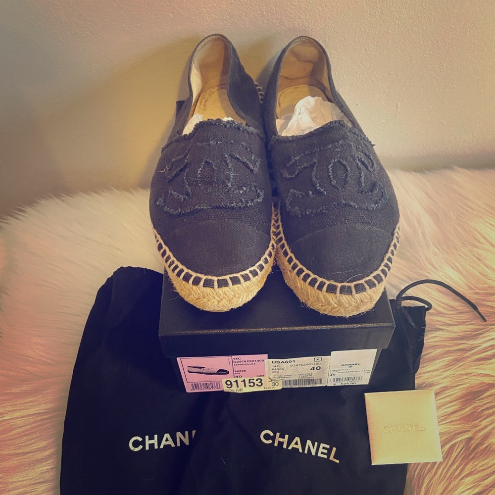 CHANEL Espadrilles